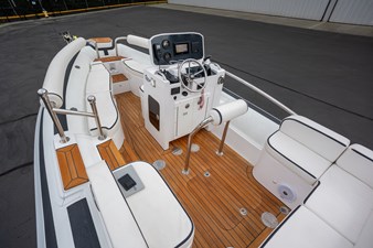 NOVURANIA 600 LX  8 Looking Forward