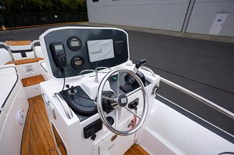 NOVURANIA 600 LX  10 Helm