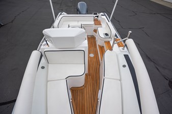 NOVURANIA 600 LX  14 Looking Aft