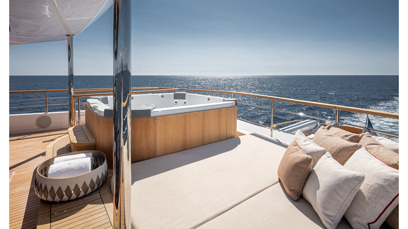 NUMARINE 37XP-21 - Yacht for sale
