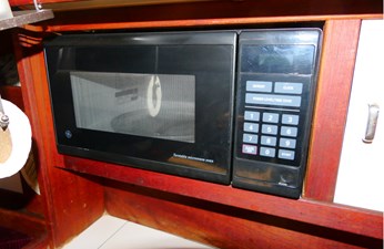 MIMI & ME 18 Galley Microwave