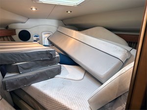 41' Rinker 2006 390 Hard Top  5 