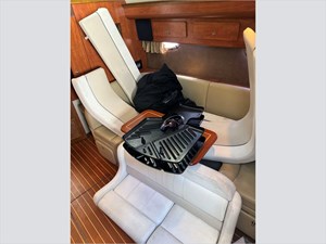 41' Rinker 2006 390 Hard Top  6 