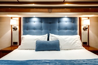 El Jefe 42 Master Stateroom