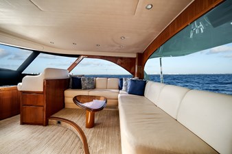 El Jefe 59 Enclosed Bridge