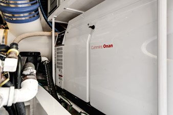 El Jefe 77 Engine Room