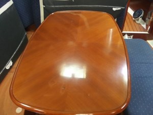 PACIFICO 10 Salon table