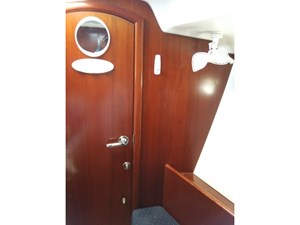PACIFICO 21 Fwd cabin head door