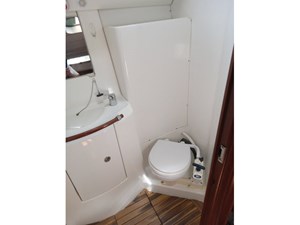 PACIFICO 34 Aft head