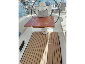 PACIFICO 38 Cockpit table open
