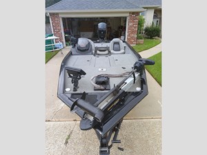 19' Tracker 2018 195 TXW 6 