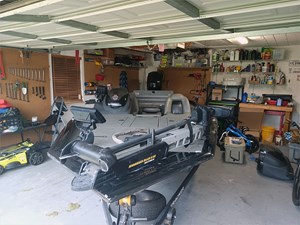 19' Tracker 2018 195 TXW 11 