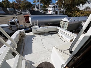 65' Viking 2000 Convertible 9 