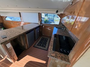 65' Viking 2000 Convertible 15 