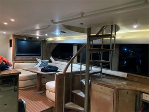 65' Viking 2000 Convertible 19 