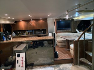 65' Viking 2000 Convertible 20 