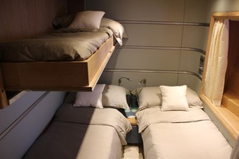 Azimut 98 Leonardo 18 