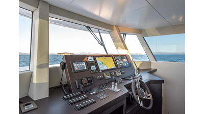 NUMARINE 22XP HULL #7 11 
