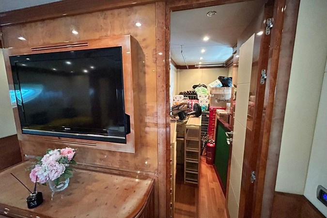 Euroyacht Planet 125S - Master Cabin's Walk-in Closet