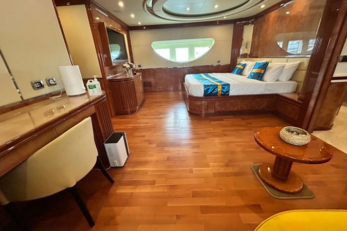 Euroyacht Planet 125S - VIP Cabin with Ensui