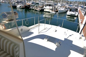 JOURNEY 61 Flybridge Aft Deck