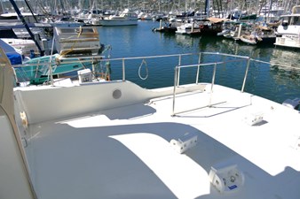 JOURNEY 62 Flybridge Aft Deck Stbd