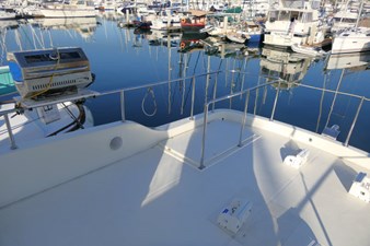 JOURNEY 63 Flybridge Aft Deck Stbd