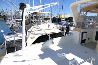JOURNEY 68 Flybridge Aft Deck Port Fwd