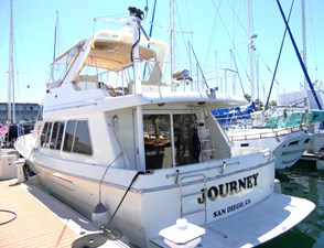 JOURNEY 88 Dockside Aft qtr
