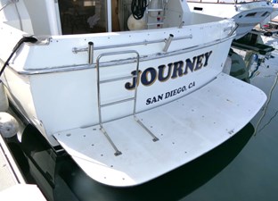 JOURNEY 90 Swim Platform
