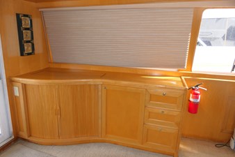 JOURNEY 3 Salon Entertainment Center