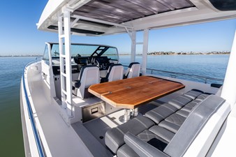 MINI MAHANA 2 MINI MAHANA 2018 AXOPAR 37 Suntop Motor Yacht Yacht MLS #458286 2