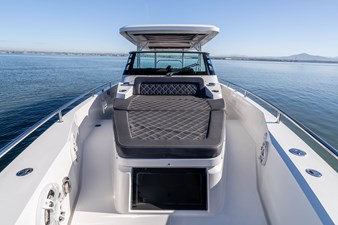 MINI MAHANA 9 MINI MAHANA 2018 AXOPAR 37 Suntop Motor Yacht Yacht MLS #458286 9