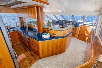 MAHANA  6 MAHANA  2001 WEST BAY Sonship Motor Yacht Yacht MLS #458287 6