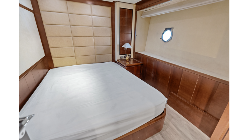 KNOT WOKE - Yacht for sale