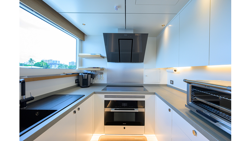 C3 - Yacht for sale