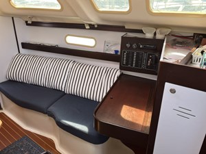 STARDUST 3 Stbd settee