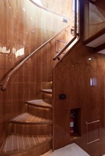 RAYS 13 Accomodation Companionway