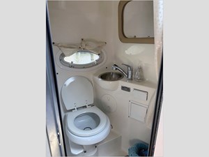 28' Rinker 2011 280 6 