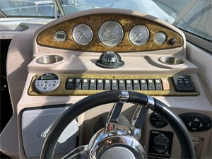 28' Rinker 2011 280 11 