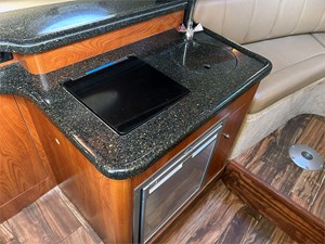 28' Rinker 2011 280 20 