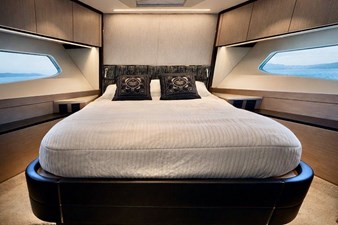 Sunseeker Manhattan 68 16 