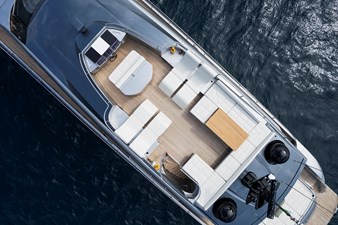 GRACE 9 Pershing108fly