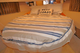 WINE DOWN 12 Master Berth