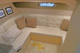 WINE DOWN 19  Midcabin Settee