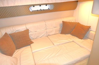 WINE DOWN 22 Midcabin Berth Port