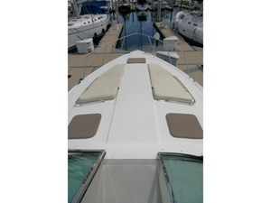 WINE DOWN 43 Foredeck