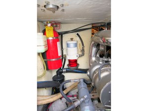 WINE DOWN 51 Engine Room Stbd