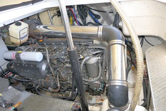 WINE DOWN 54 Engine Stbd 