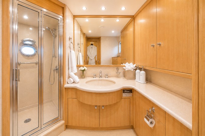 FAVOR - Yacht à vendre
